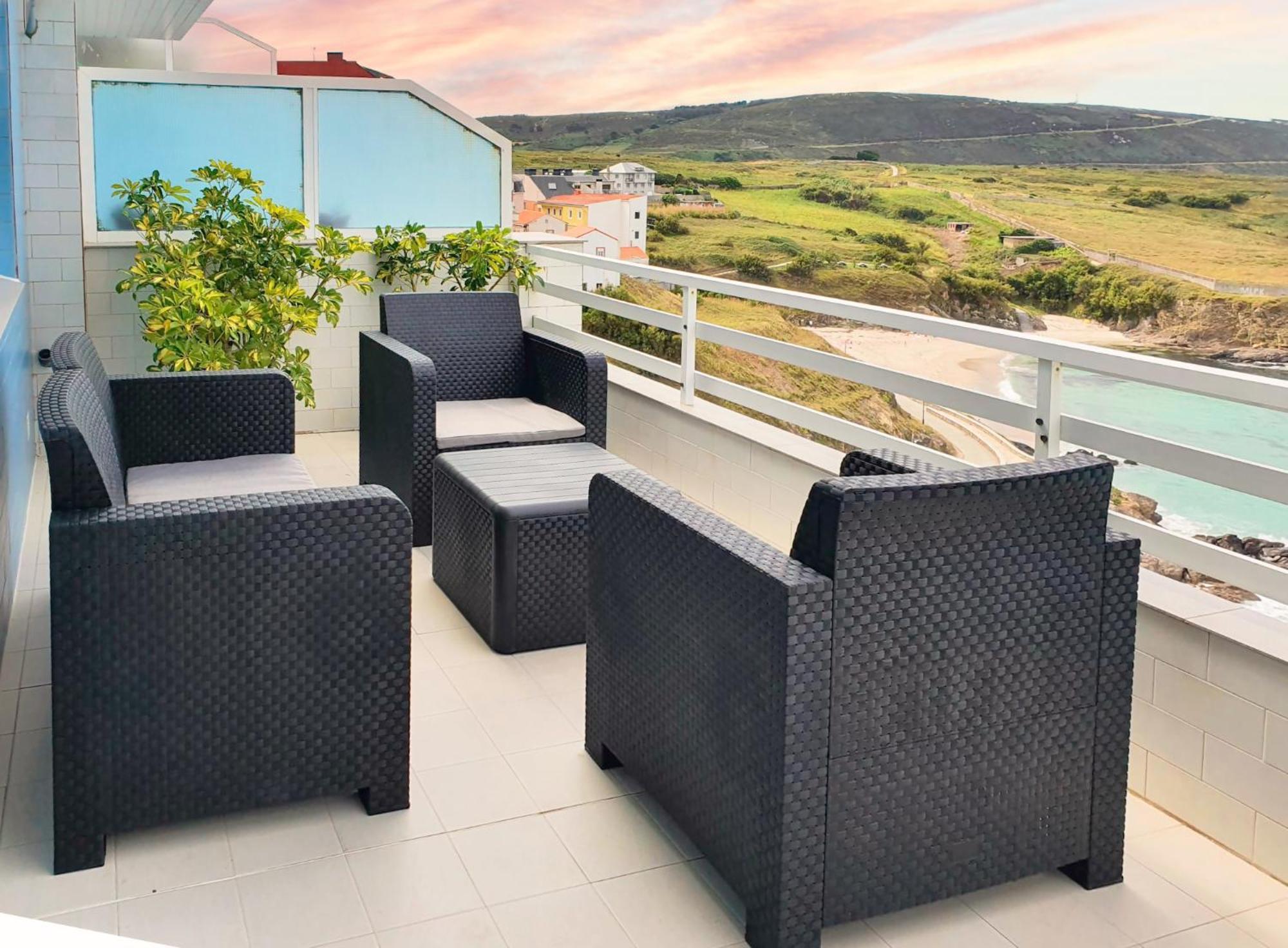 Ag Apartamento Nordes Malpica Primera Linea Playa Exterior photo